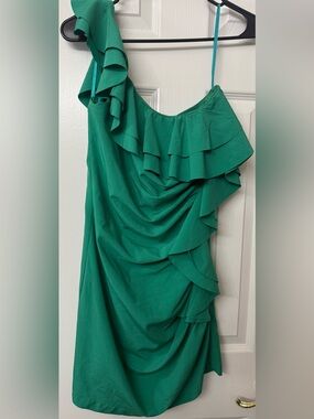 Ark & Co Emerald Green One-Shoulder Ruffle Dress Sz M (sku1029)